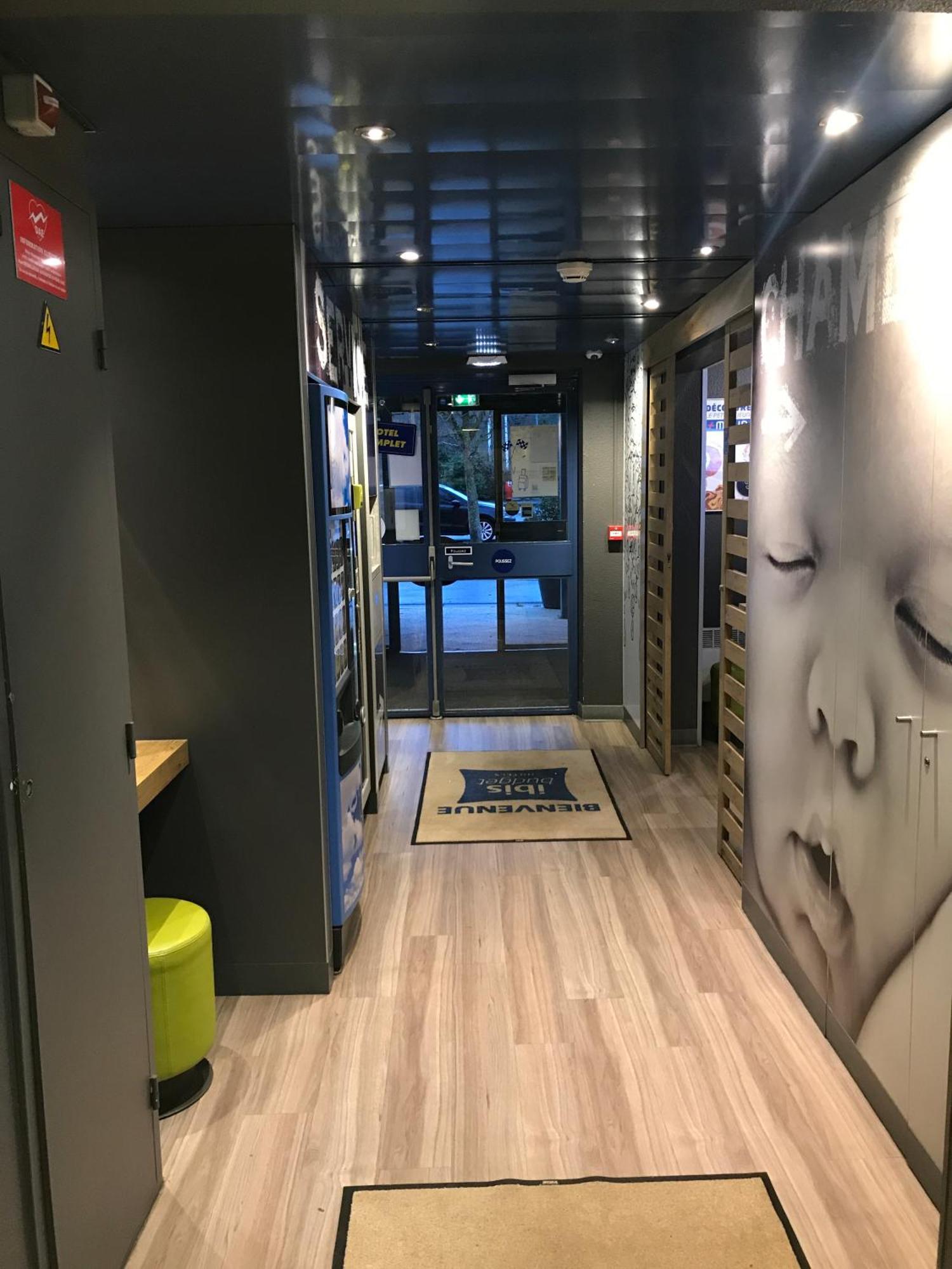 Ibis Budget L'Isle Adam Exterior photo