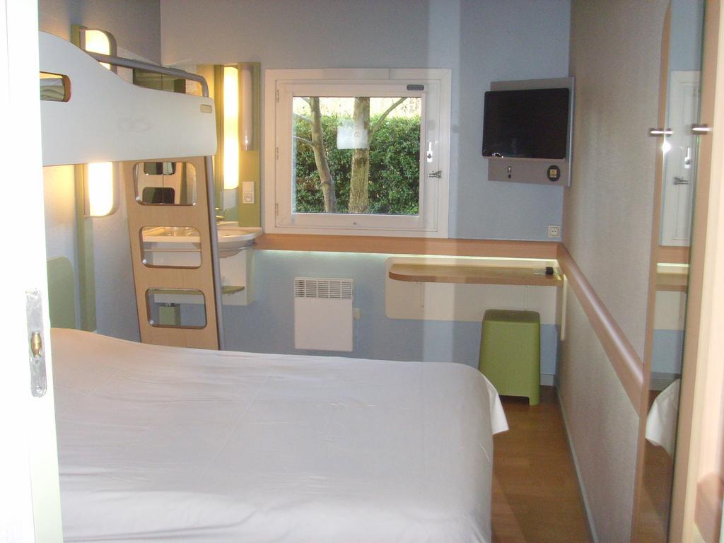 Ibis Budget L'Isle Adam Room photo