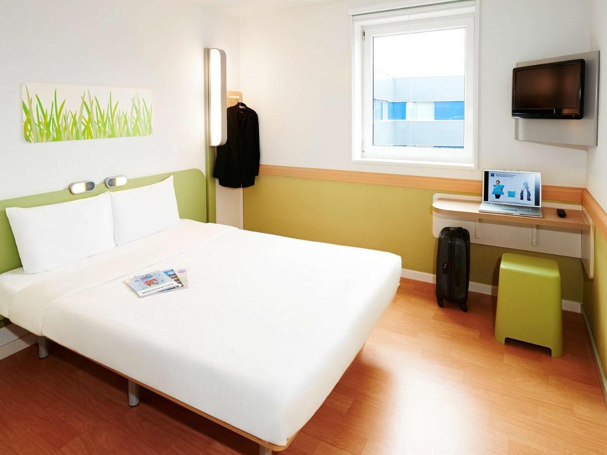 Ibis Budget L'Isle Adam Exterior photo